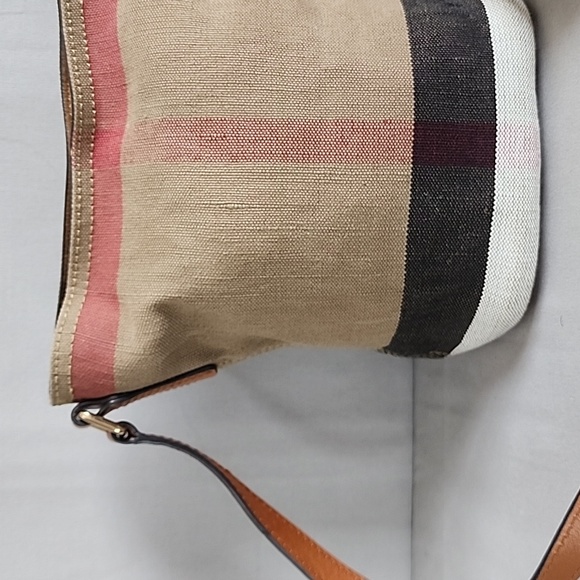 EUC!!! BURBERRY Ashby Bag - Picture 7 of 16
